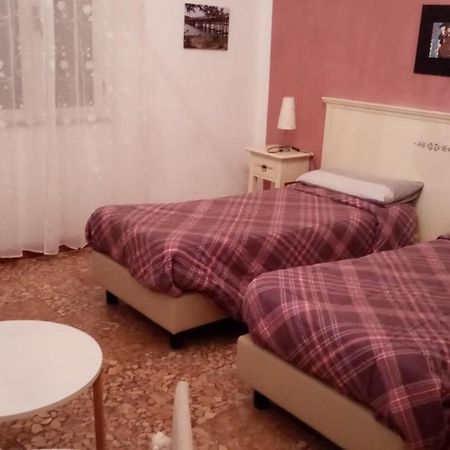 Sa Rosa E Su Trapperi Bed and Breakfast Oschiri Exteriör bild