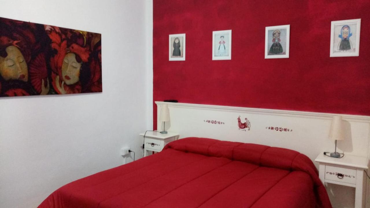Sa Rosa E Su Trapperi Bed and Breakfast Oschiri Exteriör bild